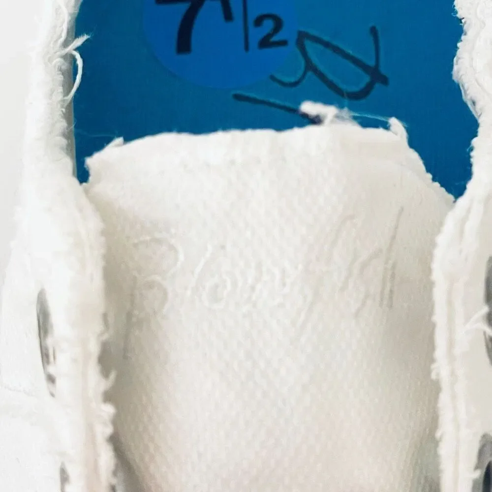NWT 7.5 Blowfish Malibu White Platform No shoelace Laceless Memory foam Sneakers - Picture 2 of 12